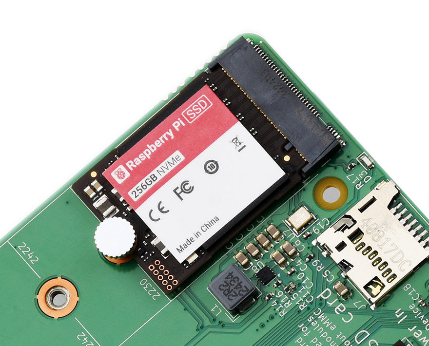 Compute-Module-5-IO-Board-details-4-1